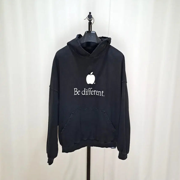 [BUNJANG] Balenciaga Korean Tag Apple Hoodie 'Be Different' / (택포) 발렌시아가 한글탭 애플 후디 be different 2 C172