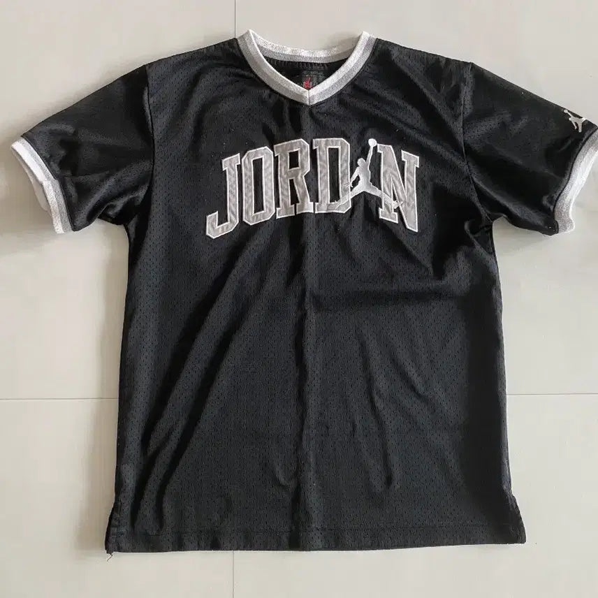 [BUNJANG] Nike Jordan Junior Short Sleeve T-Shirt Black / 나이키 조던 주니어(L사이즈) 반팔티 블랙 농구복