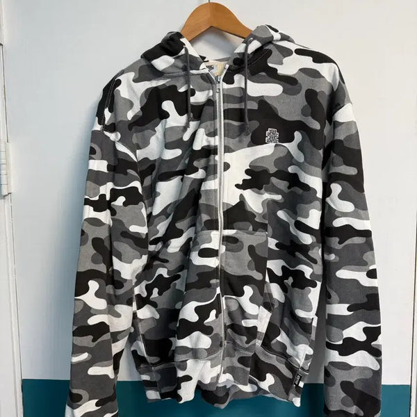 [BUNJANG] Black Eye Patch Camo Hoodie Zip-up / 블랙아이패치 카모 후드집업