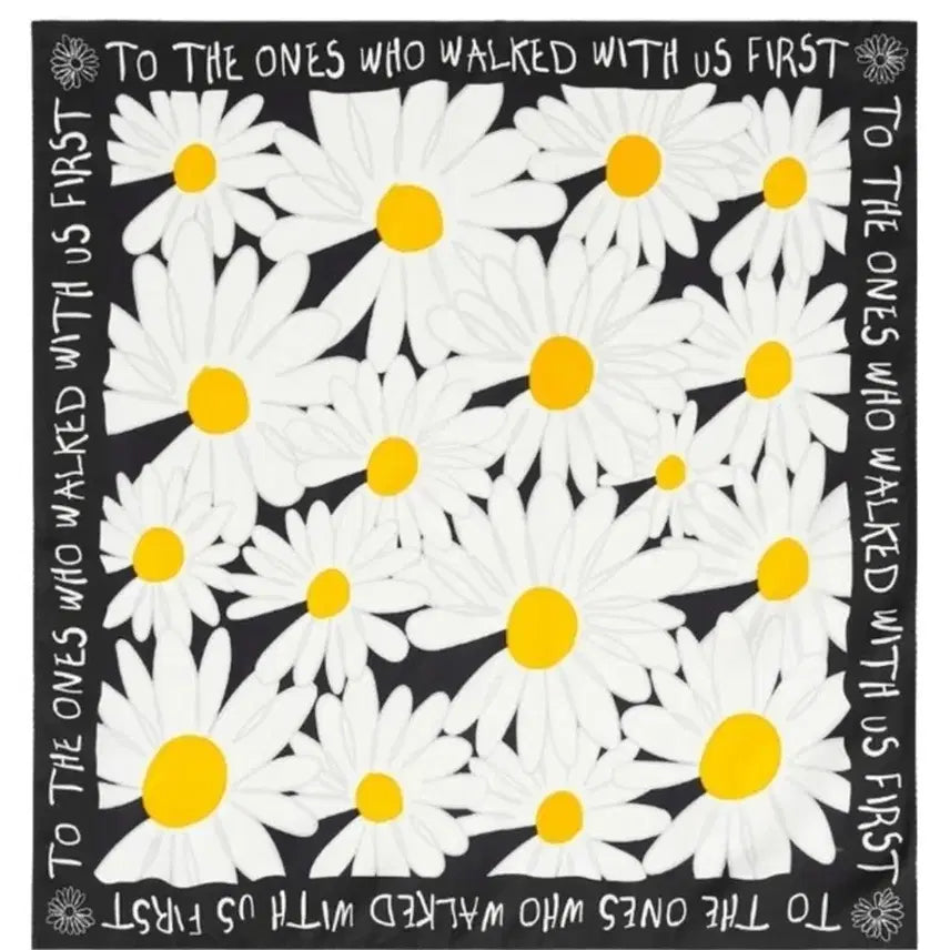 [BUNJANG] Peaceminusone x Toy Story The First Fan Silk Scarf / 피스마이너스원 x 토이 스토리 더 퍼스트 팬 실크 스카프