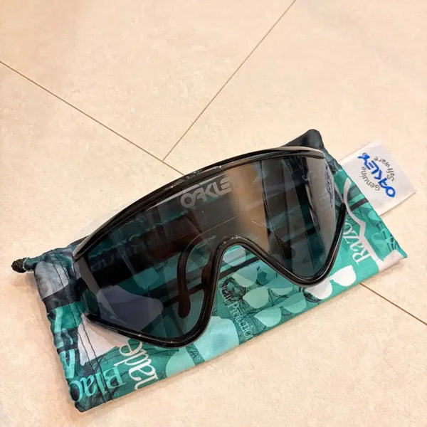 [BUNJANG] Oakley Heritage Razor Blades 30th Anniversary Special Edition Sunglasses / 오클리 레이저 블레이드 30주년 기념 스페셜 에디션 / 판매