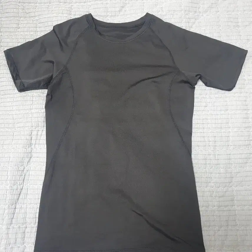 [BUNJANG] Black Functional Short Sleeve T-Shirt - Size S / 블랙 기능성 반팔티 S 사이즈
