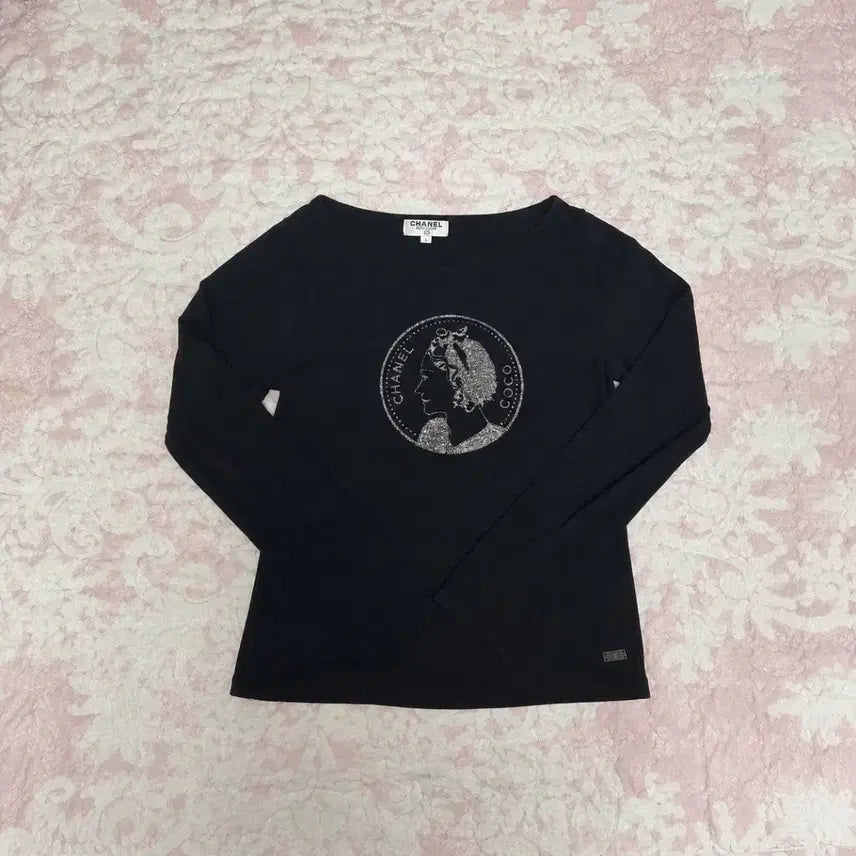 [BUNJANG] Chanel Coco Printing Slim Long Sleeve T-Shirt Black Women's L / 샤넬 코코 프린팅 슬림 긴팔 티셔츠 블랙 여성 L