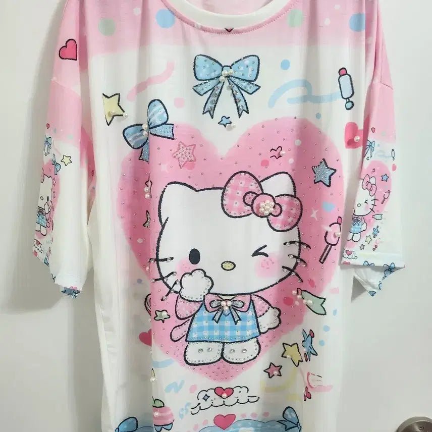 [BUNJANG] Hello Kitty Cubic Character T-Shirt / 헬로키티 큐빅 캐릭터 반팔티셔츠<새상품>
