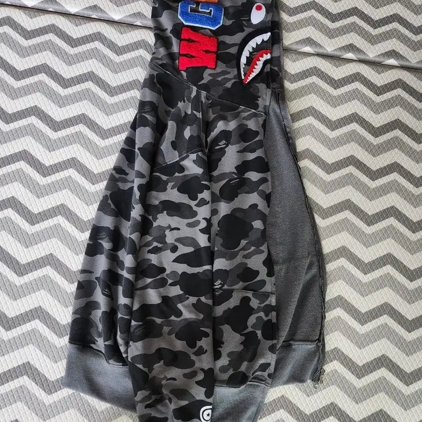 [BUNJANG] BAPE Camo Zip-Up Hoodie / 베이프 후드집업 급처