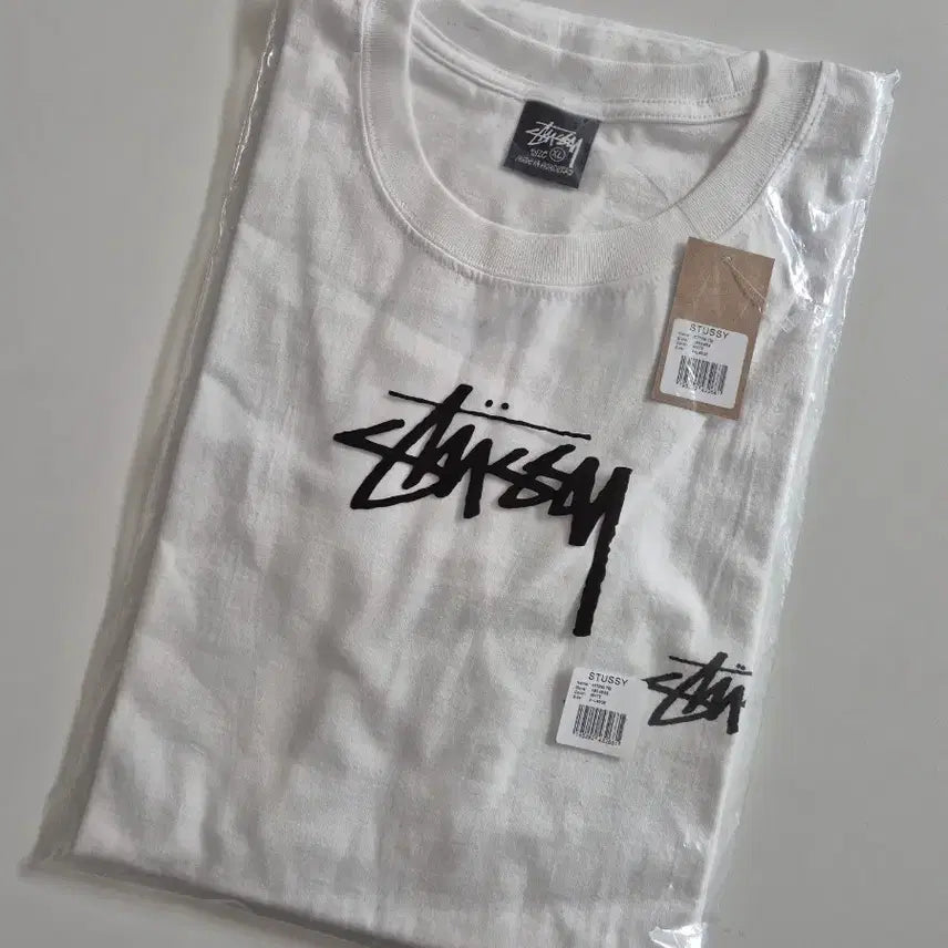 [BUNJANG] Stussy Cat Graphic T-Shirt White XL (New) / 스투시 반팔티 화이트 고양이 반팔 XL (새상품)