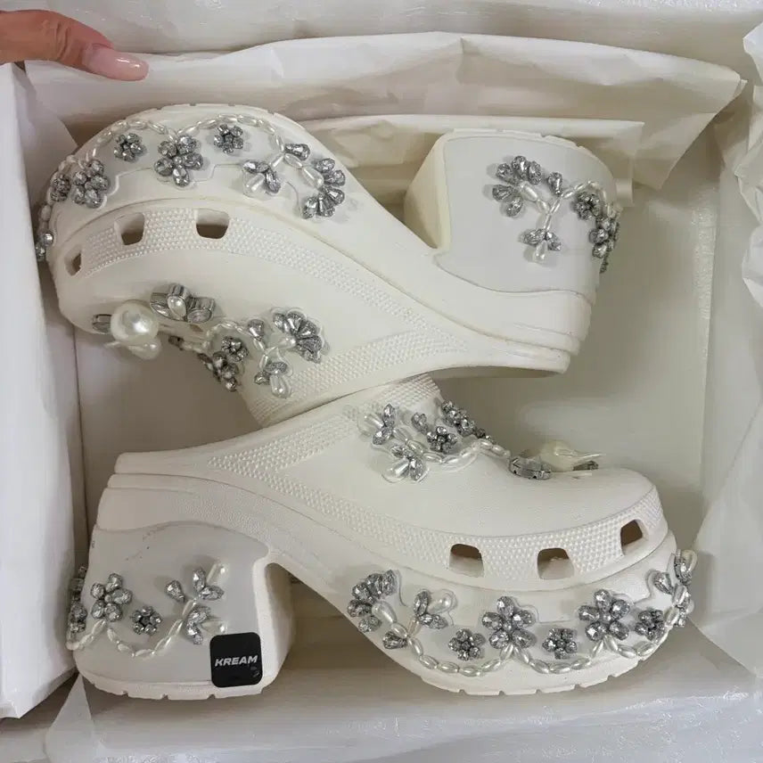 [BUNJANG] Simone Rocha x Crocs Siren Clog White / 시몬 로샤 X 크록스 사이렌 클로그 화이트 M5/W7 240