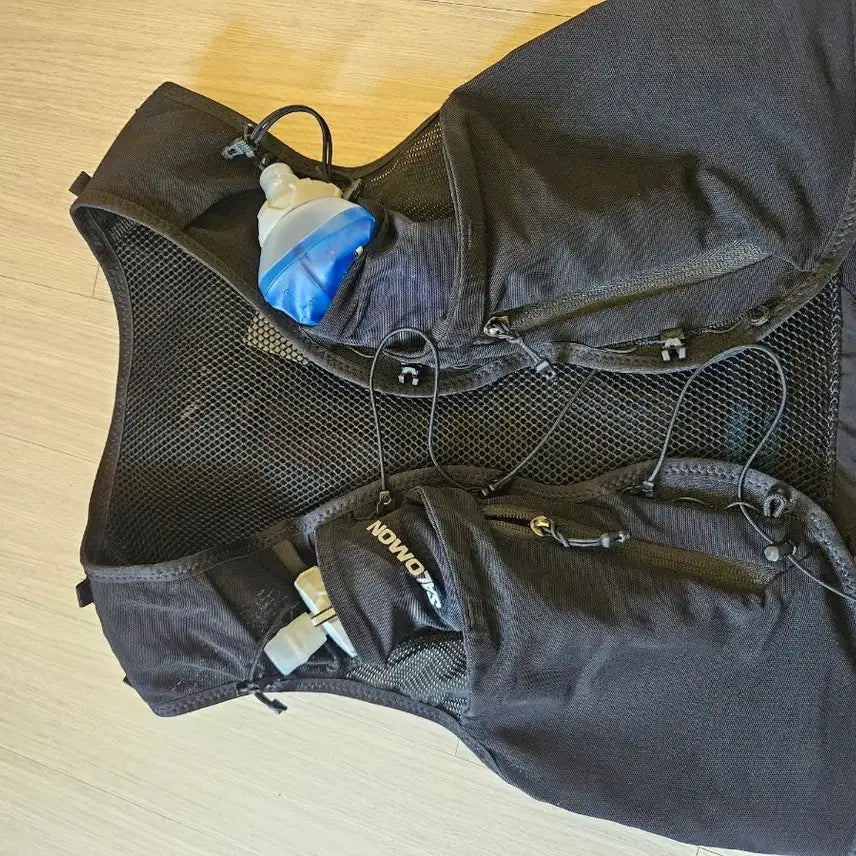 [BUNJANG] Salomon ADV 12 W L Black Backpack / 미사용) 살로몬 ADV 12 W / L사이즈