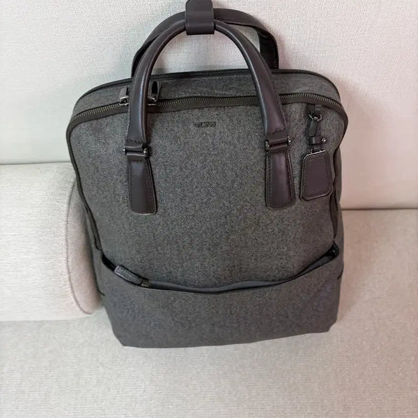 [BUNJANG] Tumi Sinclair 2-Way Canvas Leather Tote/Backpack / 투미 고급라인 싱클레어 캔버스 레더 2웨이 토트.백팩 판매합니다.