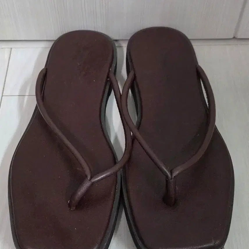 [BUNJANG] Awesome Brown Platform Flip-flops (Size 230) / 타임세일!!! 어썸 통굽 브라운 쪼리 230