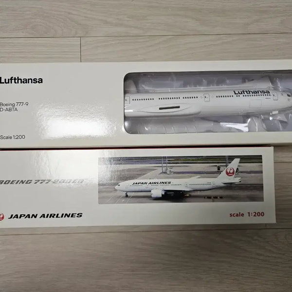 [BUNJANG] 1:200 B777-9 & B777-200ER Aircraft Models / 1:200 B777-9&-200ER