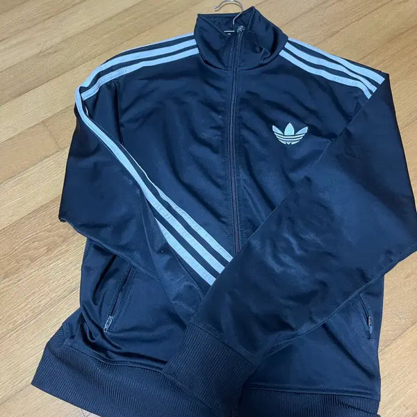 [BUNJANG] Adidas Track Jacket - Size S / 아디다스져지s