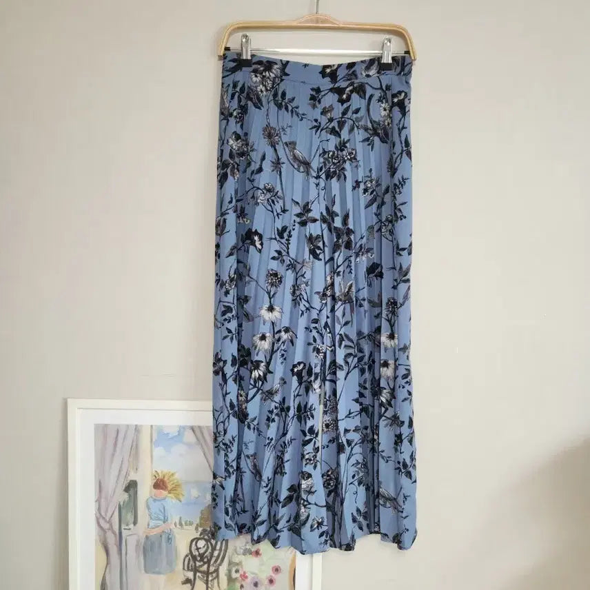 [BUNJANG] Light Blue Flower Pattern Pleated Slacks / 하늘색 플라워 패턴 플리츠 슬랙스