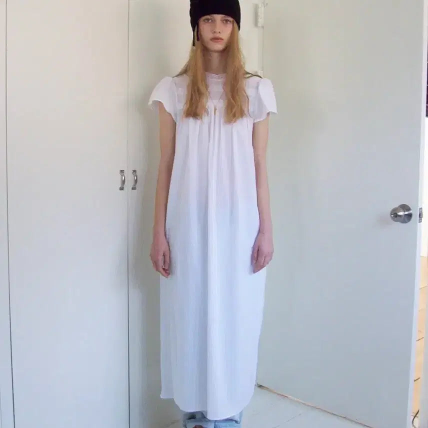 [BUNJANG] Smoothmood Estonia Dress White / 스무드무드 에스토니아 드레스 화이트