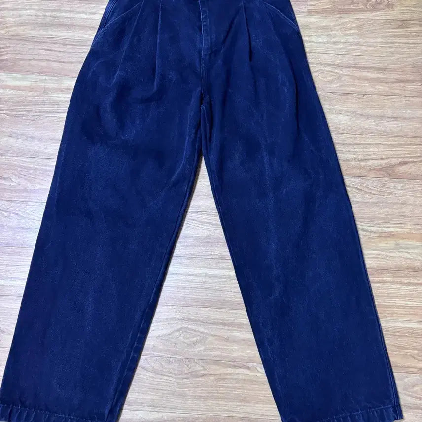 [BUNJANG] STUDIO TOMBOY Pleated Black Denim Pants / 스튜디오톰보이 플리츠 블랙데님 84