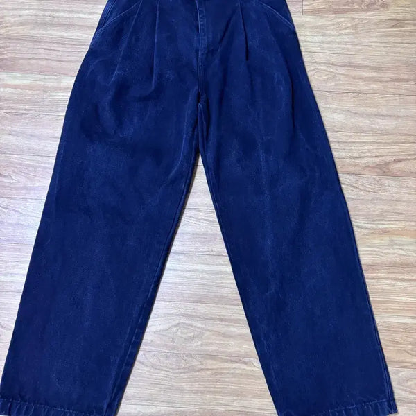 [BUNJANG] STUDIO TOMBOY Pleated Black Denim Pants / 스튜디오톰보이 플리츠 블랙데님 84
