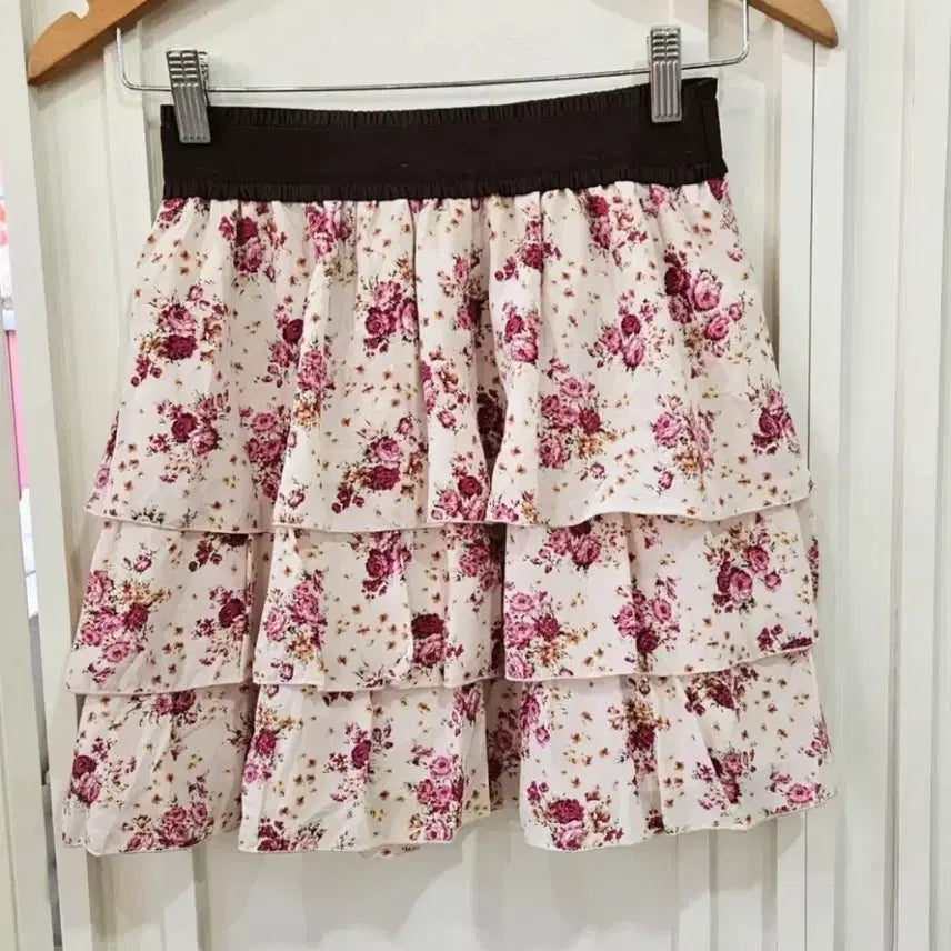 [BUNJANG] Lodispoto Frill Flower Chiffon Skirt / 로디스포토 프릴 플라워 쉬폰 스커트 라떼갸루 히메카지갸루 짜잔씨 리즈리사