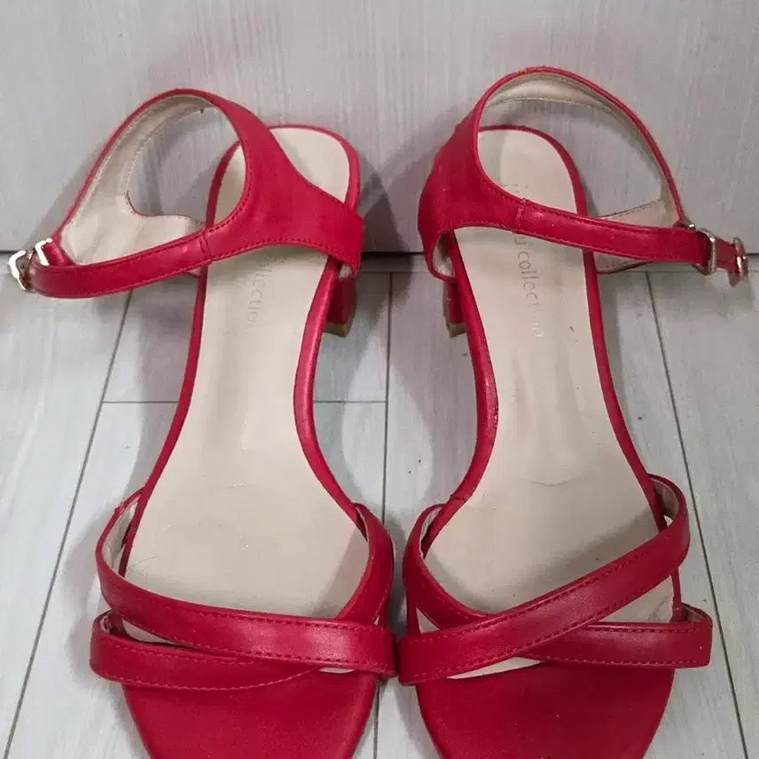 [BUNJANG] Nabishu Collection Red Strap Sandals (235mm) / Nabishu collection 레드 스트랩 샌들 235