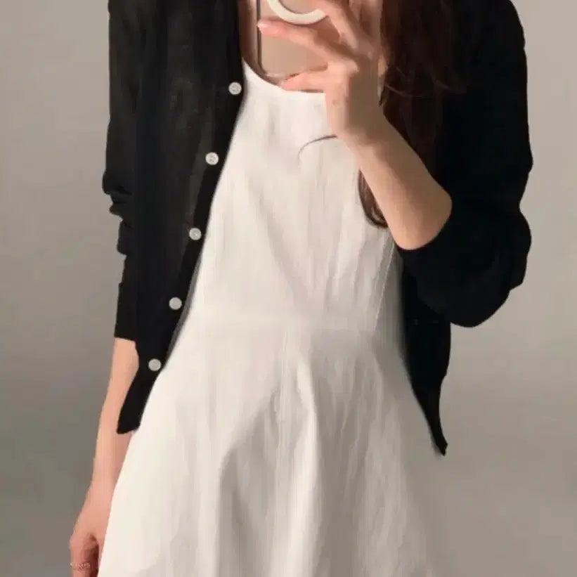 [BUNJANG] MyDear Heze Linen V-Neck Cardigan (Black) / 마이디르 헤이즈 린넨 브이넥 가디건(블랙)