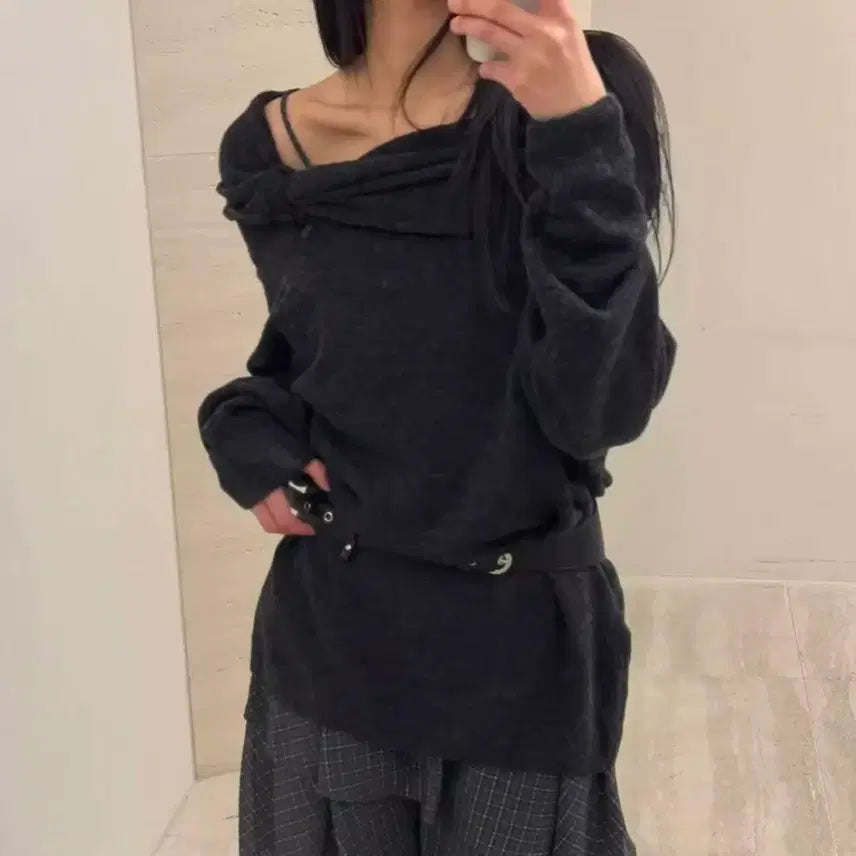 [BUNJANG] Off-Shoulder Knit Gray / 오프숄더 니트 그레이