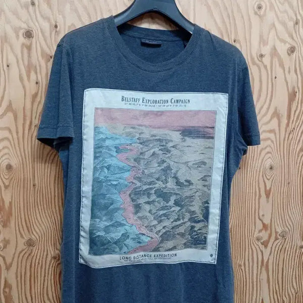 [BUNJANG] Belstaff Exploration Campaign Graphic T-Shirt (L) / 벨스태프(BELSTAFF) 탐험 캠페인 그래픽 반팔 티셔츠 L