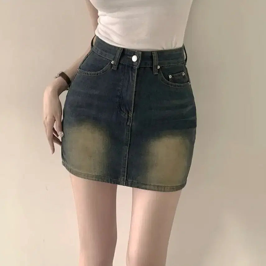 [BUNJANG] Vintage Wash High-Waisted Denim Mini Skirt (L) / 색감에 반해버린, 하이웨스트 빈티지 워싱 데님 미니스커트 (L)