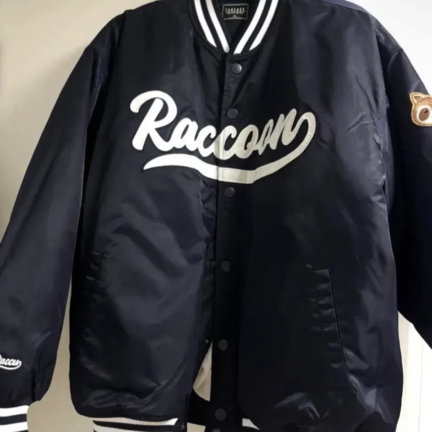 [BUNJANG] Take Easy Raccoon Quilted Baseball Jacket Navy M / 테이크이지 라쿤 누빔 야구점퍼 네이비 M