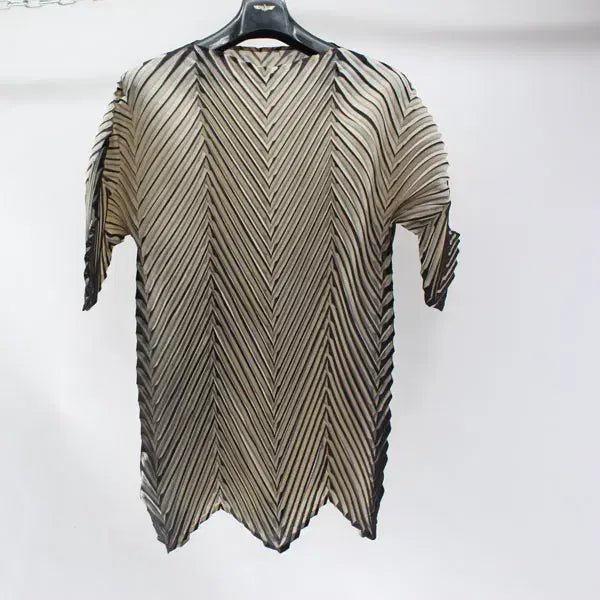 [BUNJANG] Basilea Women's Pleated Short Sleeve T-Shirt / 바실레이아 B6079 여성90-95 주름 플리츠 반팔 티셔츠 구스몰