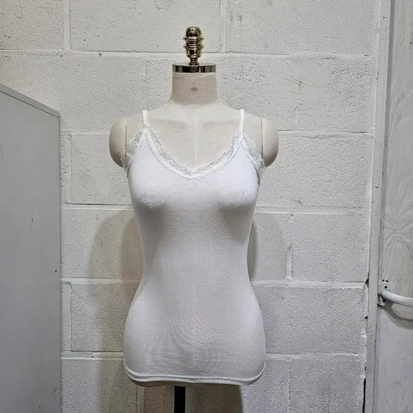 [BUNJANG] Lace V-Neck Soft Camisole - White / 레이스 브이넥 부드러운 끈나시 - 화이트