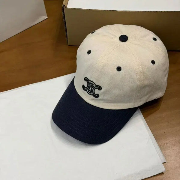 [BUNJANG] Celine Triomphe Embroidered Colorblock Cap Unisex / 셀린느 상징 트리옹프 수놓음 컬러 배색 볼캡 남녀 공용 데일리룩 모자