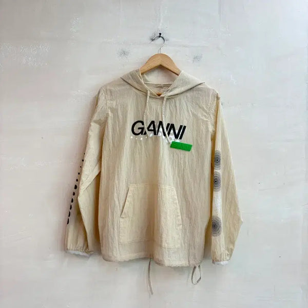 [BUNJANG] GANNI Cut-Out Print Pleated Shell Hoodie / GANNI 커트아웃 프린트 주름 셸 후드티