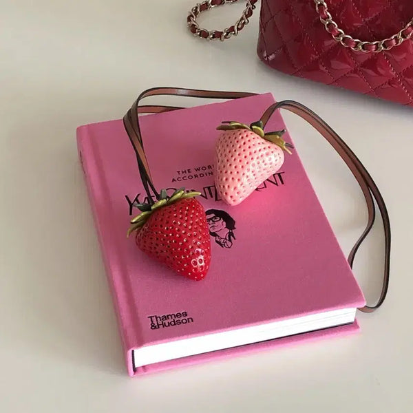 [BUNJANG] Strawberry Charm Keychain Bag Charm / 딸기 키링 백참
