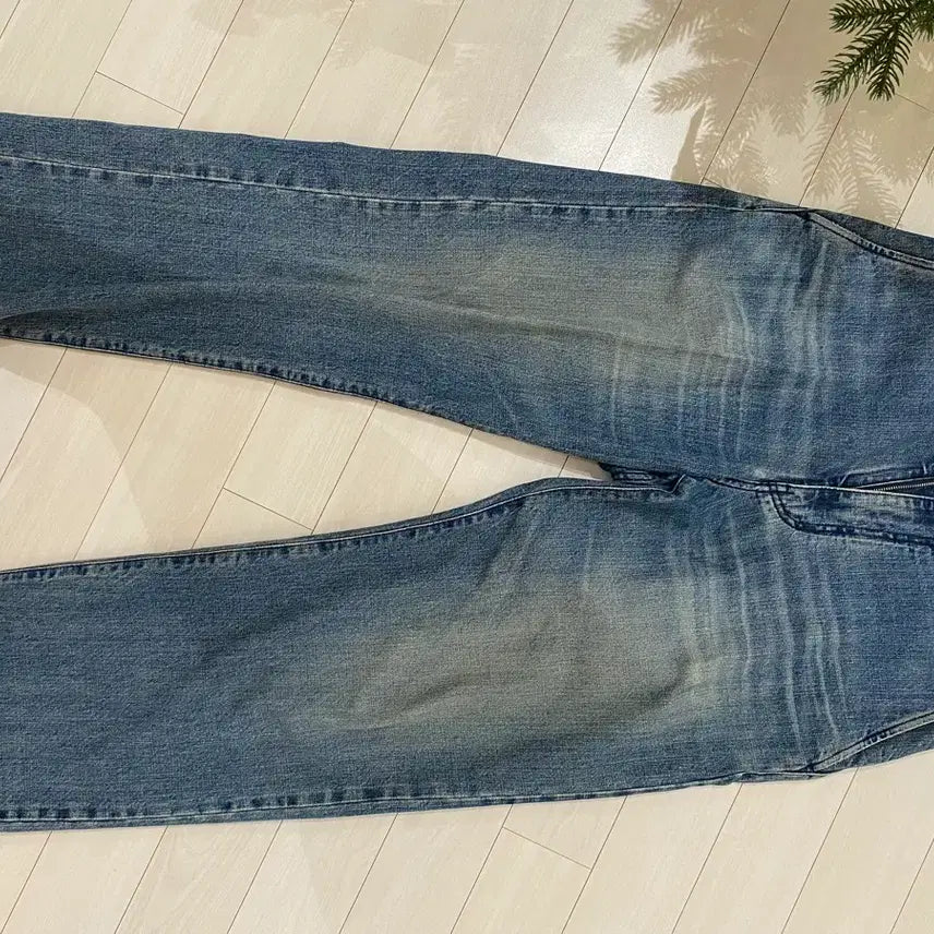 [BUNJANG] Pottery Mid-Blue Washing Jeans Size 2 / 포터리 미드블루 워싱진 2사이즈