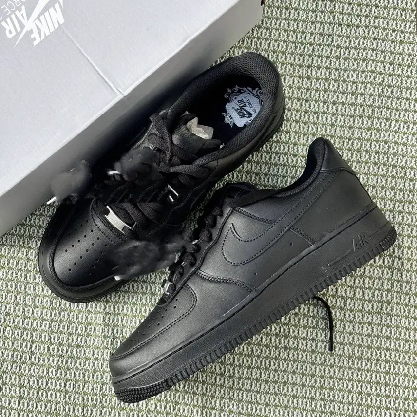 [BUNJANG] Nike AF1 Black Leather Sneakers / 나이키 AF1 블랙 레더 스니커즈