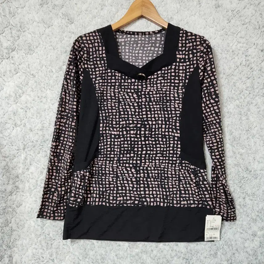 [BUNJANG] Ermant Slim Blouse (Size 88) / 36C [88] 새상품 에르망 슬림 블라우스