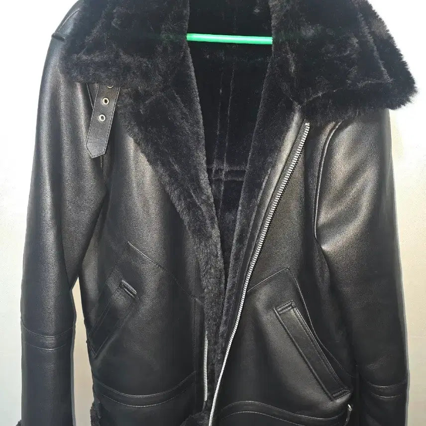 [BUNJANG] Dope Jasons Black Genuine Leather Mustang Jacket / 도프제이슨 블랙 무스탕 자켓