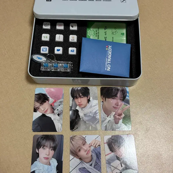 [BUNJANG] TWS NO TRAGEDY Showcase Keycap & Photocard Set / 투어스 NO TRAGEDY 쇼케 역조공 양도 (포카 6명 전원, 키캡)