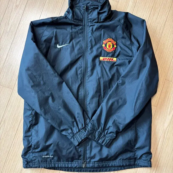 [BUNJANG] Nike Manchester United Windbreaker Jacket - Boys XL (Adult M) / 나이키 맨체스터 유나이티드 바람막이