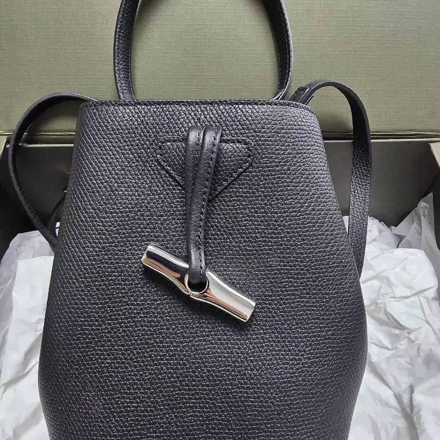 [BUNJANG] Longchamp Mini Le Roseau Bucket Bag / 롱샴 미니 르 로조 버킷백