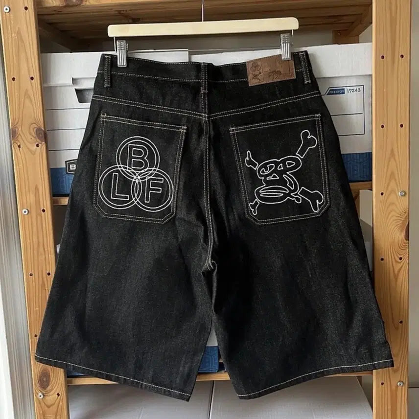 [BUNJANG] Boylongface Bermuda Shorts / 보이롱페이스 버뮤다 팬츠