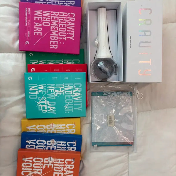 [BUNJANG] CRAVITY Debut Album, Lightstick, Poster Bundle / 크래비티 데뷔 앨범&응원봉&포스터