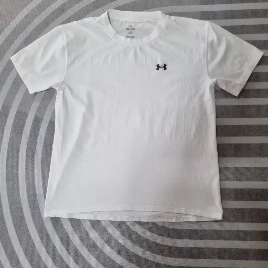[BUNJANG] Under Armour Women's Short Sleeve T-Shirt White / 언더아머 여성반팔티 화이트