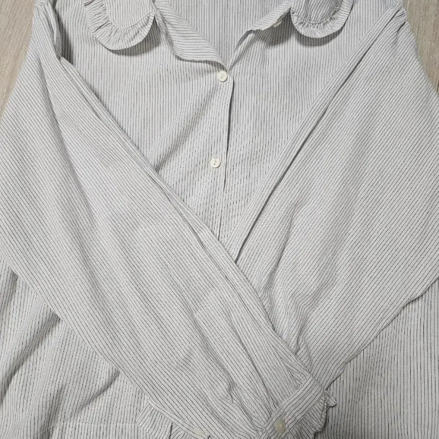 [BUNJANG] Maybe Baby White Blouse / 메이비베이비 블라우스