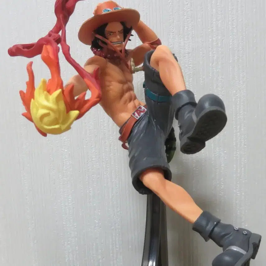 [BUNJANG] Banpresto Ichiban Kuji History of Law Ace Special Ver. Figure / 새상품(원피스피규어)반프레스토 조형왕 정상결전6 에이스 스페셜