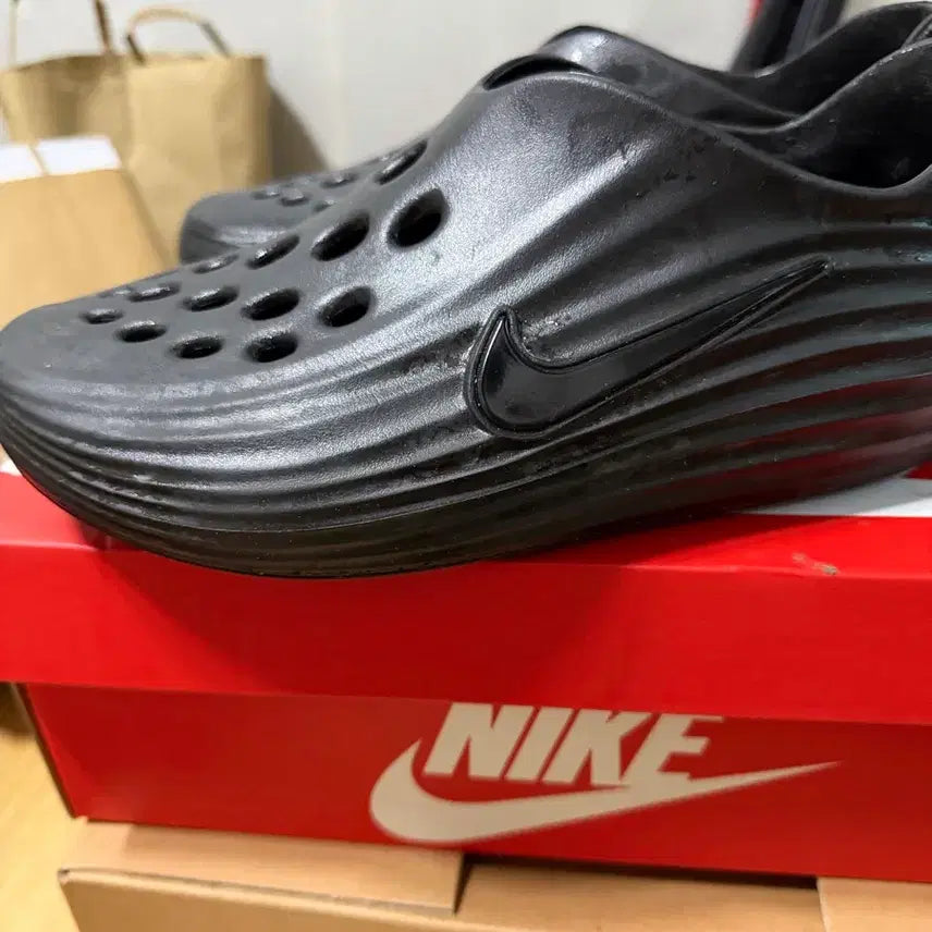 [BUNJANG] Nike ReactX Black Sandals / 나이키 리액트X