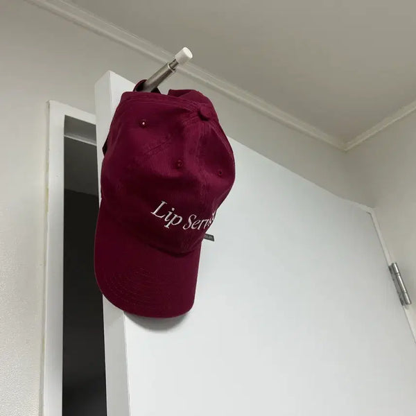 [BUNJANG] Practical & Realistic Burgundy Logo Embroidered Cap / 프랙티컬앤 리얼리스틱 모자 피알룸