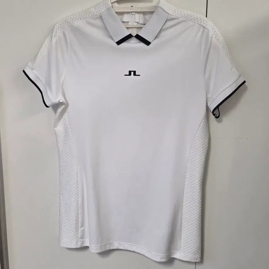 [BUNJANG] J.Lindeberg Golf Women's White and Black Color-Blocked Polo Shirt - Size M / 제이린드버그 골프 카라티 M