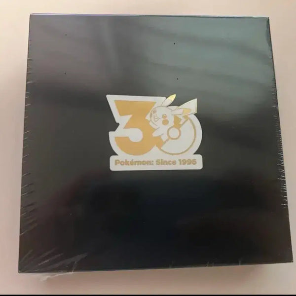 [BUNJANG] Pokemon 30th Anniversary July Badge / 포켓몬 30주년 7월뱃지팝니다