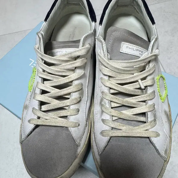 [BUNJANG] Philippe Model White Grey Suede Accent Fluorescent Point Sneakers Size 42 (270mm) / 필립모델 스니커즈 42사이즈 (270mm)