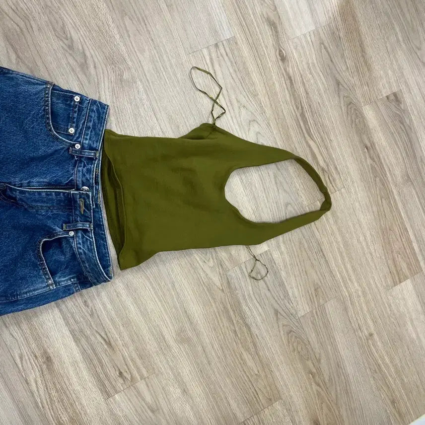 [BUNJANG] Zara Halterneck Sleeveless Top / 자라 홀터넥
